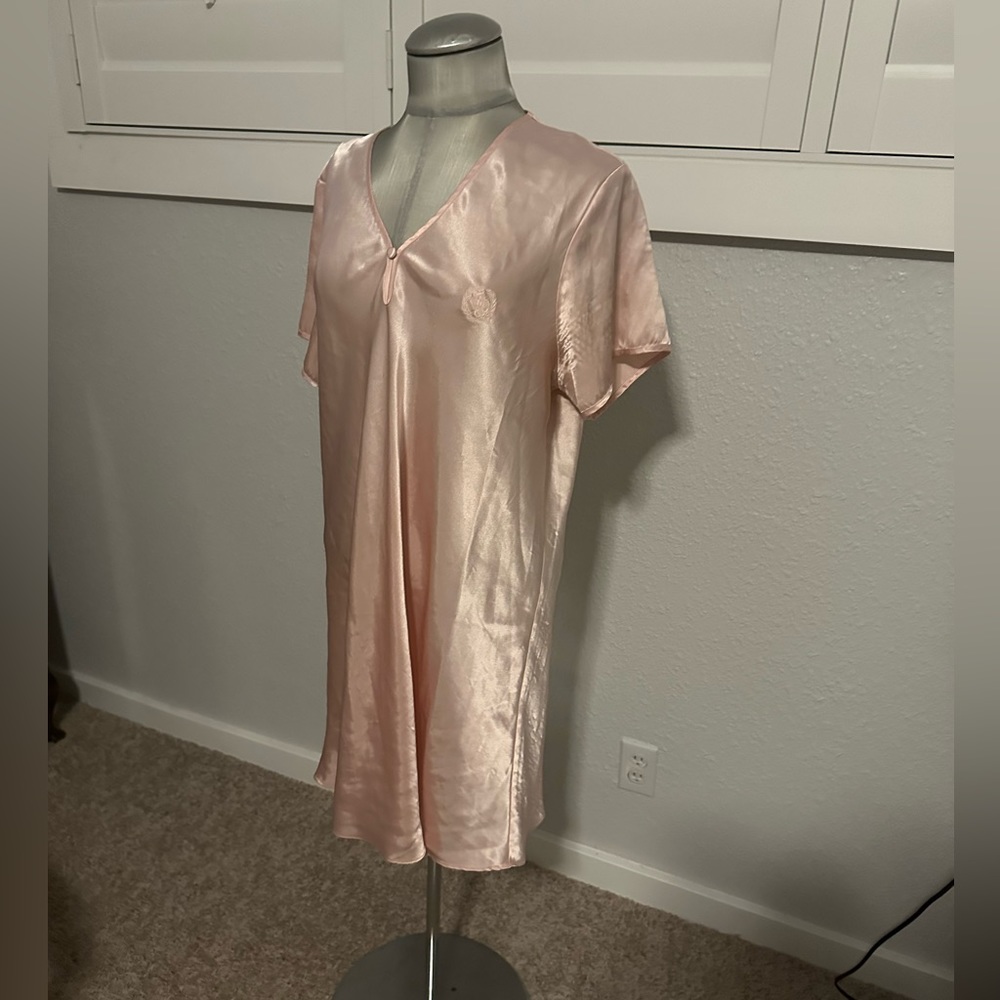 Jones New York night shirt